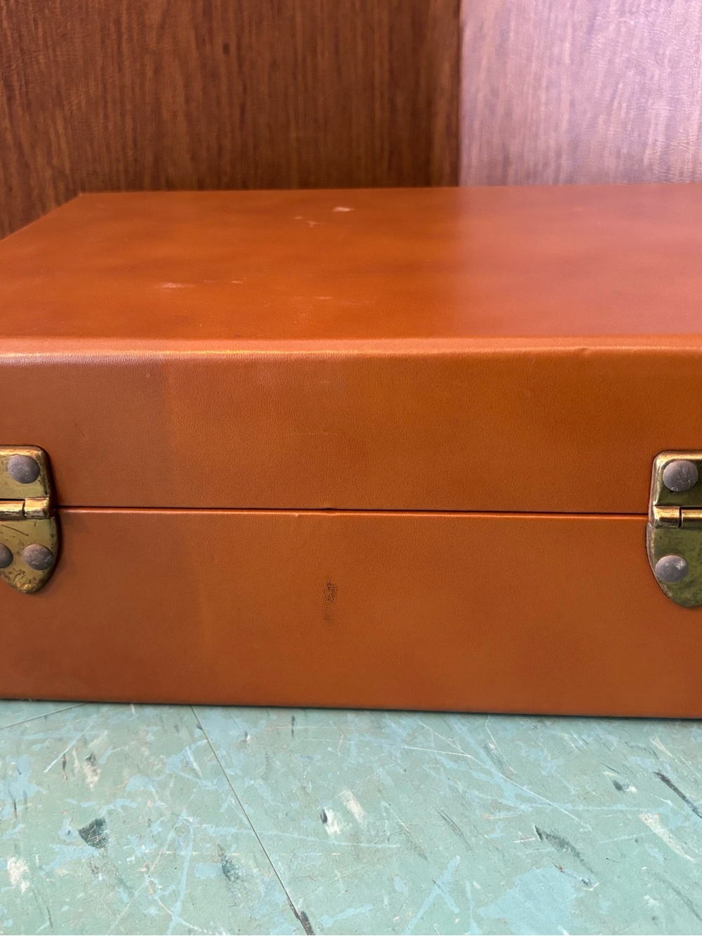Vintage travelling bar case suitcase 1940’s bar accessories - Picture 5 of 13